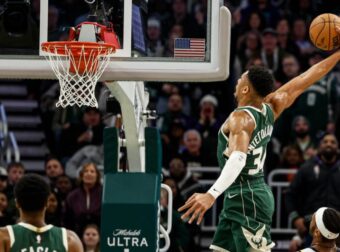 Συγκλονιστικός Giannis με εξωπραγματικό triple-double, αλλά δεν έφτανε για τους Μπακς! (ΒΙΝΤΕΟ)